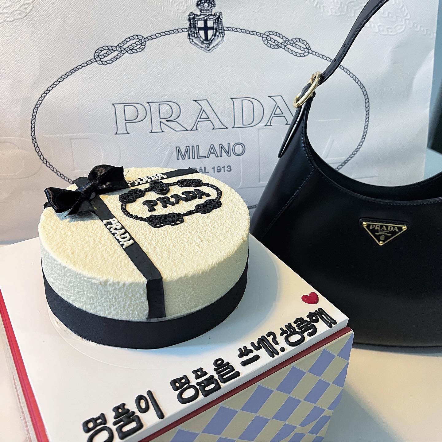[1호] Special 명품로고 케이크